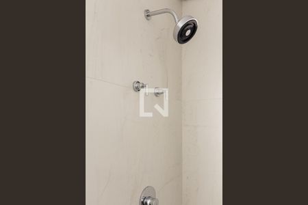 Apartamento à venda com 375m², 4 quartos e 4 vagas Apartamento à venda com 375m², 4 quartos e 4 vagasBanheiro da Suíte 1