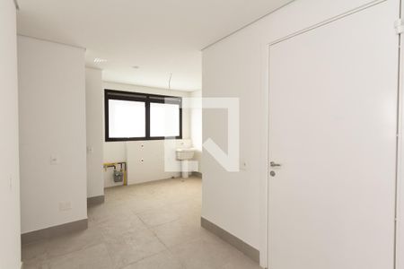 Apartamento à venda com 373m², 4 quartos e 4 vagas Apartamento à venda com 373m², 4 quartos e 4 vagasÁrea de Serviço