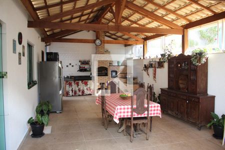 Casa à venda com 330m², 4 quartos e 6 vagasÁrea gourmet