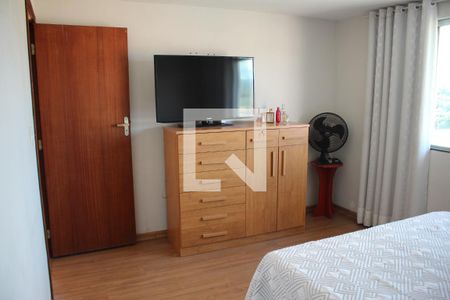 Casa à venda com 330m², 4 quartos e 6 vagasQuarto 4