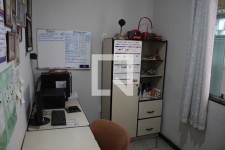 Casa à venda com 330m², 4 quartos e 6 vagasQuarto 3