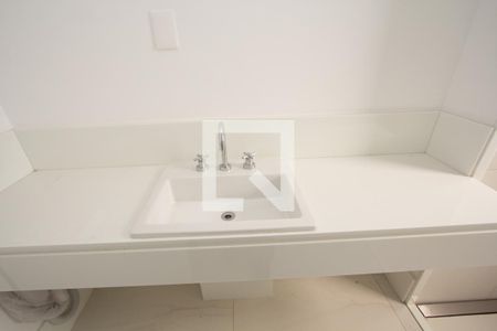 Apartamento à venda com 374m², 5 quartos e 4 vagasBanheiro da Suíte 4