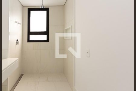 Apartamento à venda com 374m², 5 quartos e 4 vagasBanheiro da Suíte 4