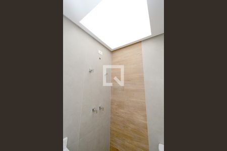 Casa à venda com 113m², 3 quartos e 2 vagasBanheiro