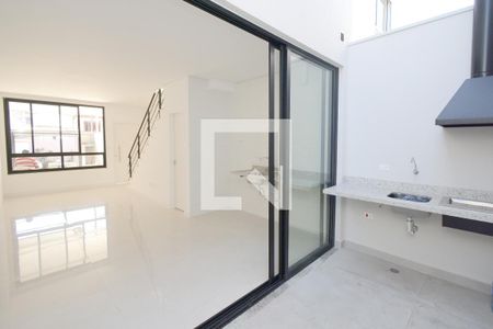 Casa à venda com 113m², 3 quartos e 2 vagasÁrea de Serviço