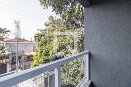 Casa à venda com 146m², 3 quartos e 2 vagas Casa à venda com 146m², 3 quartos e 2 vagasVaranda