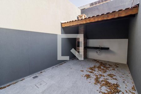 Casa à venda com 146m², 3 quartos e 2 vagas Casa à venda com 146m², 3 quartos e 2 vagasÁrea Externa