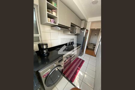 Apartamento à venda com 60m², 3 quartos e 1 vaga Apartamento à venda com 60m², 3 quartos e 1 vagaCozinha e Área de Serviço