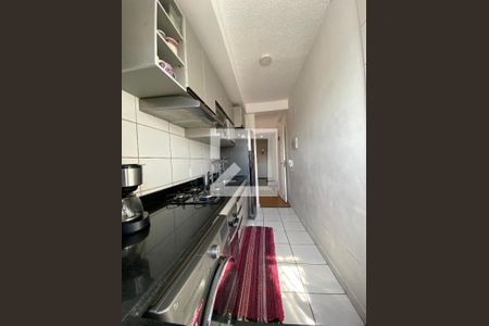 Apartamento à venda com 60m², 3 quartos e 1 vaga Apartamento à venda com 60m², 3 quartos e 1 vagaCozinha e Área de Serviço