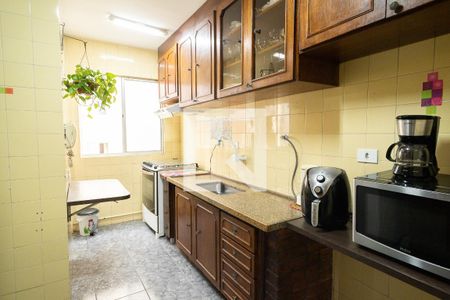 Apartamento à venda com 65m², 2 quartos e 1 vaga Apartamento à venda com 65m², 2 quartos e 1 vagaCozinha