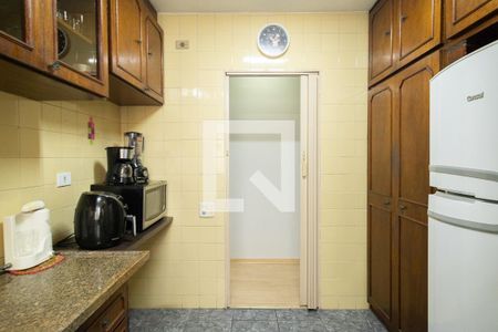 Apartamento à venda com 65m², 2 quartos e 1 vaga Apartamento à venda com 65m², 2 quartos e 1 vagaCozinha