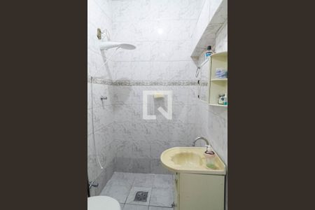 Casa à venda com 360m², 3 quartos e 2 vagasCasa 2 - Banheiro social