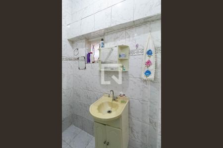 Casa à venda com 360m², 3 quartos e 2 vagasCasa 2 - Banheiro social