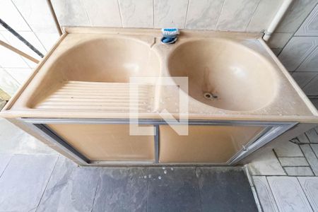 Casa à venda com 360m², 3 quartos e 2 vagasCasa 1 - Área de serviço