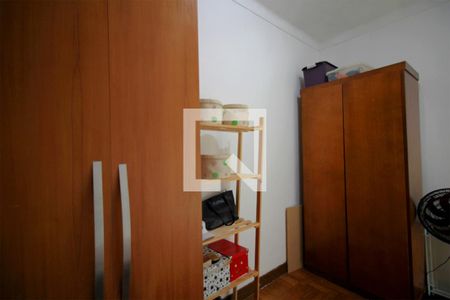 Casa à venda com 330m², 5 quartos e 4 vagasQuarto 2