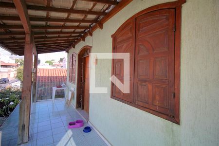 Casa à venda com 330m², 5 quartos e 4 vagasVaranda do Quarto 1