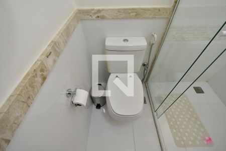 Casa de condomínio à venda com 120m², 3 quartos e 2 vagasBanheiro