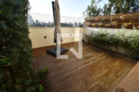 Casa de condomínio à venda com 120m², 3 quartos e 2 vagasQuintal