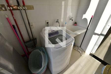 Casa de condomínio à venda com 120m², 3 quartos e 2 vagasÁrea de Serviço