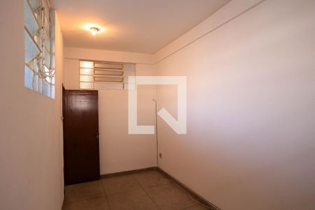 Quarto 1 de kitnet/studio para alugar com 2 quartos, 30m² em Floresta, Belo Horizonte