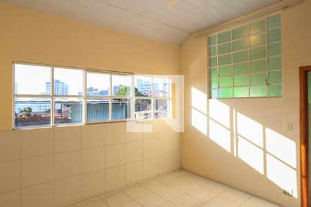 Quarto 2 de kitnet/studio para alugar com 3 quartos, 50m² em Floresta, Belo Horizonte