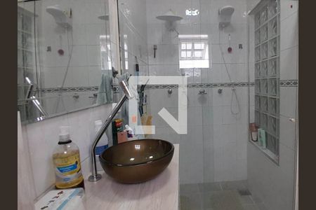 Casa à venda com 138m², 3 quartos e 3 vagas