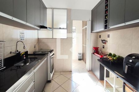 Apartamento à venda com 65m², 2 quartos e 1 vaga Apartamento à venda com 65m², 2 quartos e 1 vagaCozinha