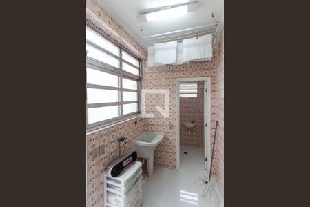 Casa à venda com 172m², 3 quartos e 2 vagas Casa à venda com 172m², 3 quartos e 2 vagasÁrea de Serviço