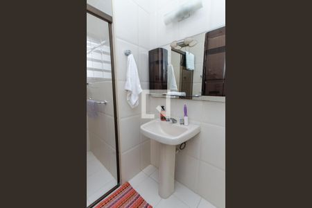 Casa à venda com 172m², 3 quartos e 2 vagas Casa à venda com 172m², 3 quartos e 2 vagasBanheiro da Suíte