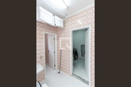 Casa à venda com 172m², 3 quartos e 2 vagas Casa à venda com 172m², 3 quartos e 2 vagasÁrea de Serviço