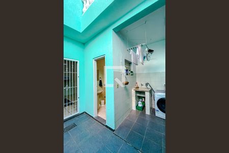 Casa à venda com 200m², 3 quartos e 1 vagaÁrea externa