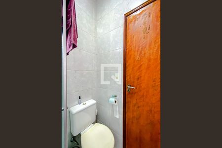 Casa à venda com 200m², 3 quartos e 1 vagaBanheiro da Suíte