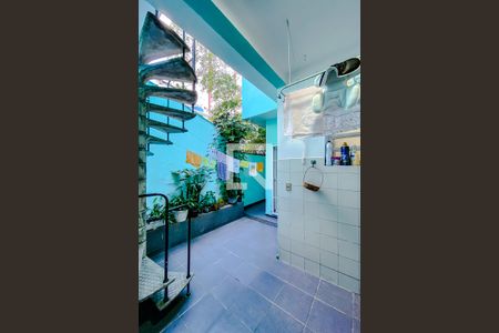 Casa à venda com 200m², 3 quartos e 1 vagaÁrea de Serviço