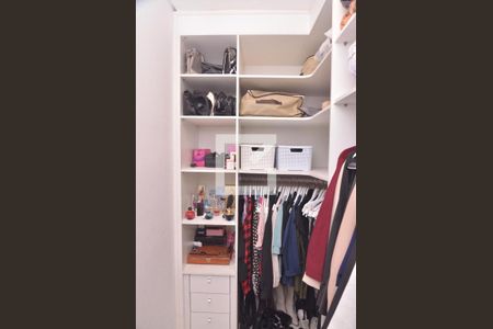 Apartamento à venda com 160m², 3 quartos e 2 vagasCloset da suíte