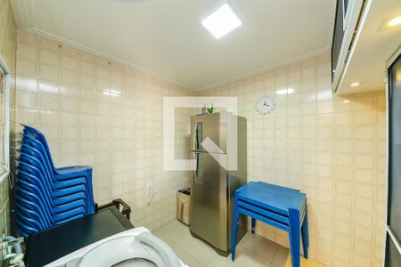 Casa à venda com 200m², 2 quartos e 2 vagas Casa à venda com 200m², 2 quartos e 2 vagasÁrea de Serviço