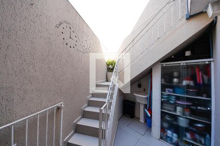 Casa à venda com 200m², 2 quartos e 2 vagas Casa à venda com 200m², 2 quartos e 2 vagasÁrea externa