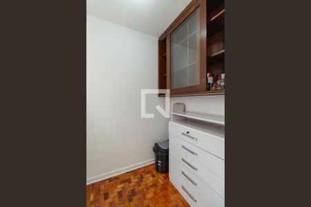 Apartamento à venda com 70m², 2 quartos e 1 vagaÁrea de Serviço