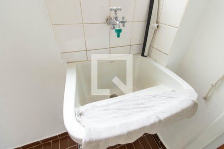 Apartamento à venda com 70m², 2 quartos e 1 vagaÁrea de Serviço