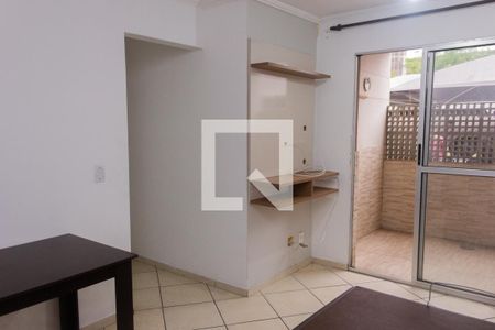 Sala de apartamento para alugar com 2 quartos, 50m² em Cangaíba, São Paulo