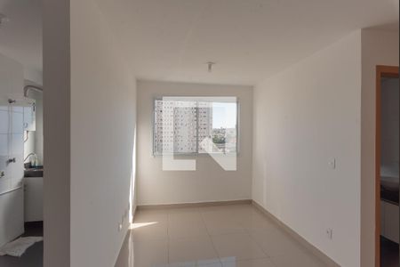 Sala de apartamento à venda com 2 quartos, 43m² em Parque Industrial, Campinas
