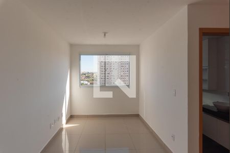 Sala de apartamento à venda com 2 quartos, 43m² em Parque Industrial, Campinas