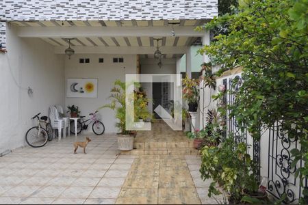 Casa à venda com 100m², 3 quartos e 10 vagasÁrea comum