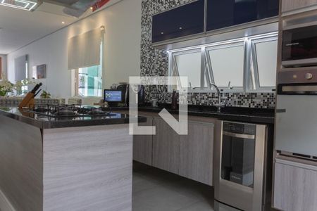 Casa à venda com 350m², 3 quartos e 5 vagasCozinha