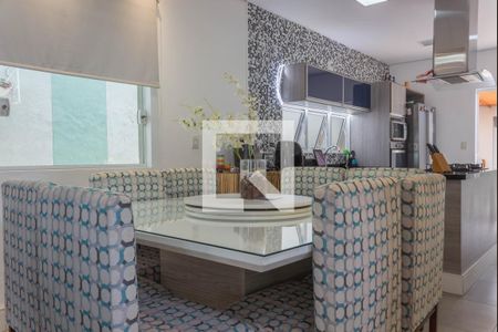 Casa à venda com 350m², 3 quartos e 5 vagasCopa