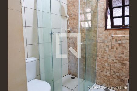 Casa à venda com 240m², 3 quartos e 5 vagasBanheiro 1