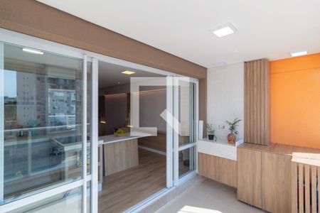 Apartamento à venda com 48m², 1 quarto e 1 vaga Apartamento à venda com 48m², 1 quarto e 1 vagaVaranda