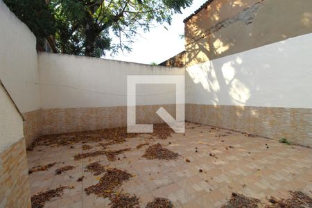 Casa à venda com 336m², 3 quartos e 2 vagasQuintal nos fundos