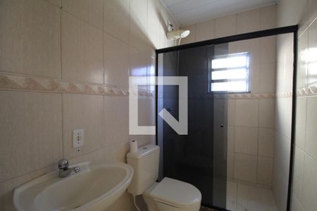 Casa à venda com 336m², 3 quartos e 2 vagasBanheiro da suíte 2