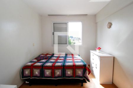 Apartamento à venda com 115m², 4 quartos e 3 vagas Apartamento à venda com 115m², 4 quartos e 3 vagasSuíte