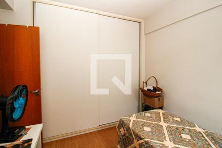 Apartamento à venda com 115m², 4 quartos e 3 vagas Apartamento à venda com 115m², 4 quartos e 3 vagasSuíte